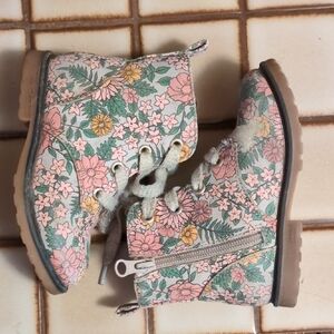 B2G3 Floral Print Kids Boots